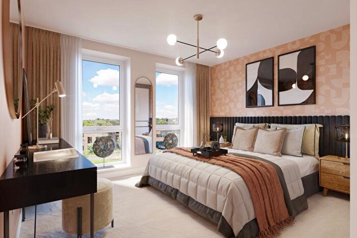 2 Bedroom Apartment For Sale In Canalside Quarter, Oxford, Oxfordshire, OX2