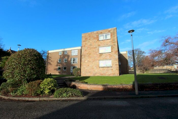 3 Bedroom Flat To Rent In Monkwood Court, Marchmont, Edinburgh, EH9