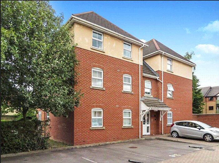 2 Bedroom Apartment For Sale In London Street, Reading, Berkshire, RG1