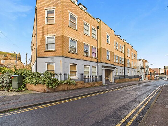 2 Bedroom Flat For Sale In George Street, Ramsgate, CT11