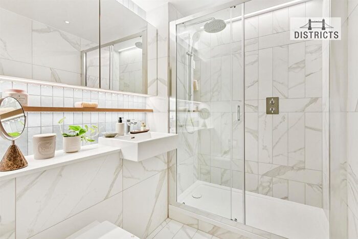 1 Bedroom Flat For Sale In Bow Green, Bow Common Ln, E3