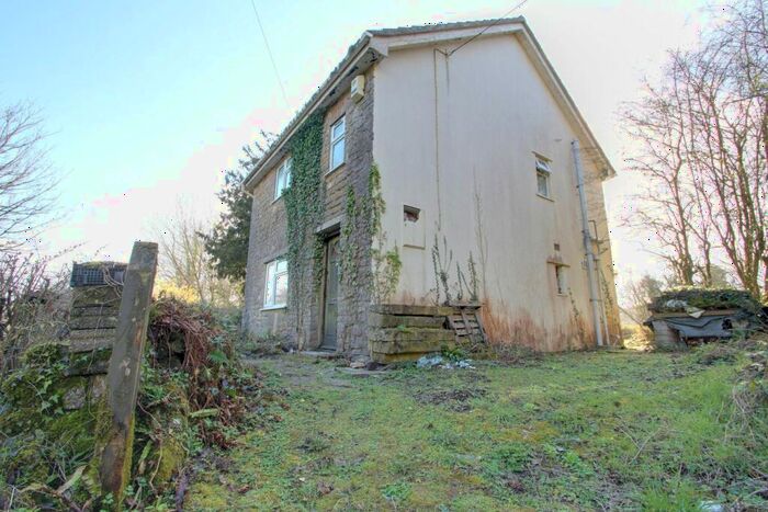 2 Bedroom Detached House For Sale In Marchants Hill, Emborough, Radstock, BA3