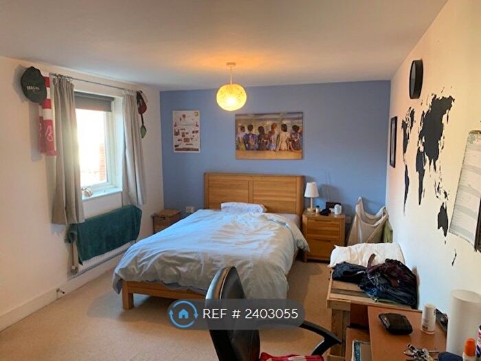 2 Bedroom Flat To Rent In Dirac Road, Bristol, BS7