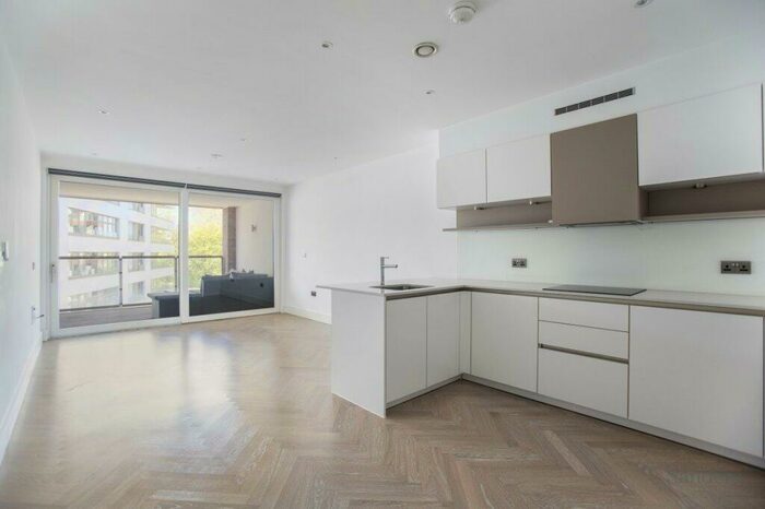 2 Bedroom Flat To Rent In Sterling Way, Islington, London, N7