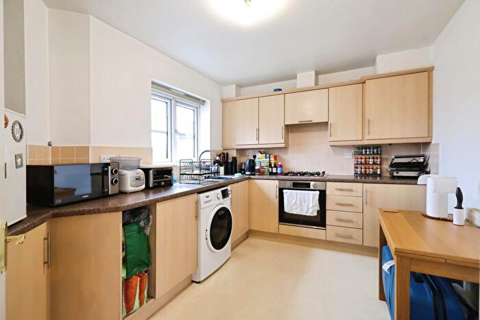 2 Bedroom Flat For Sale In Corelli Close, Stratford-upon-Avon, CV37