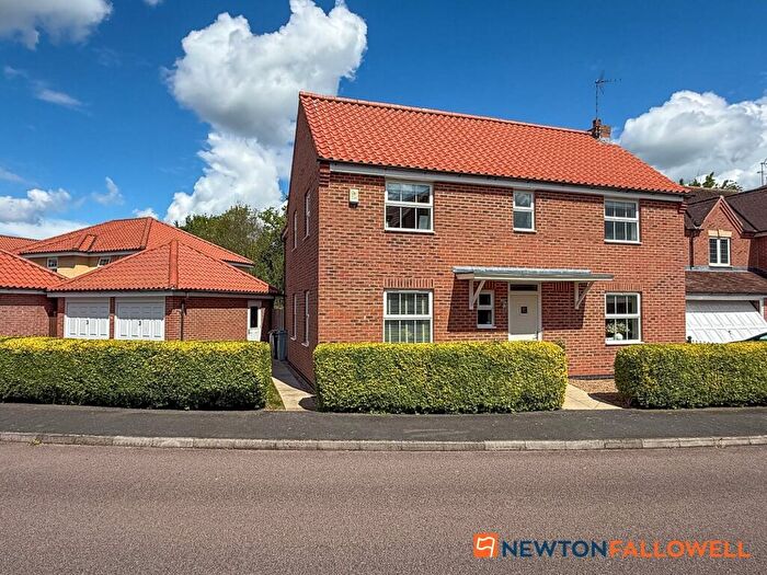 4 Bedroom Detached House For Sale In Carnell Lane, Fernwood, NG24