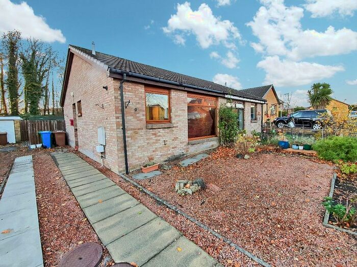 2 Bedroom Semi-Detached Bungalow To Rent In Myre Crescent, Kinghorn, Burntisland KY3