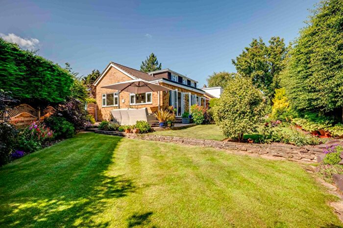 4 Bedroom Detached House For Sale In Heath End Close, Great Kingshill, HP15