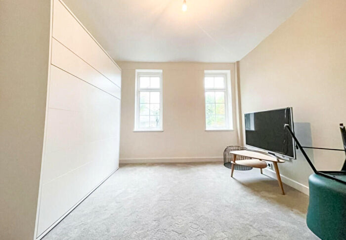Studio To Rent In Langford Court, Abbey Road, NW8