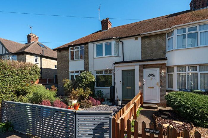 2 Bedroom Terraced House For Sale In Brampton Road, Cambridge, CB1