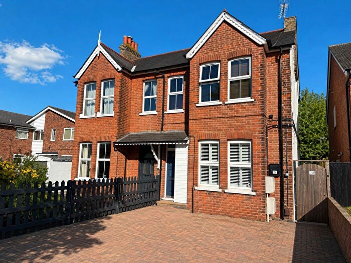 1 Bedroom Maisonette For Sale In Gordon Road, Ashford, Middlesex, TW15