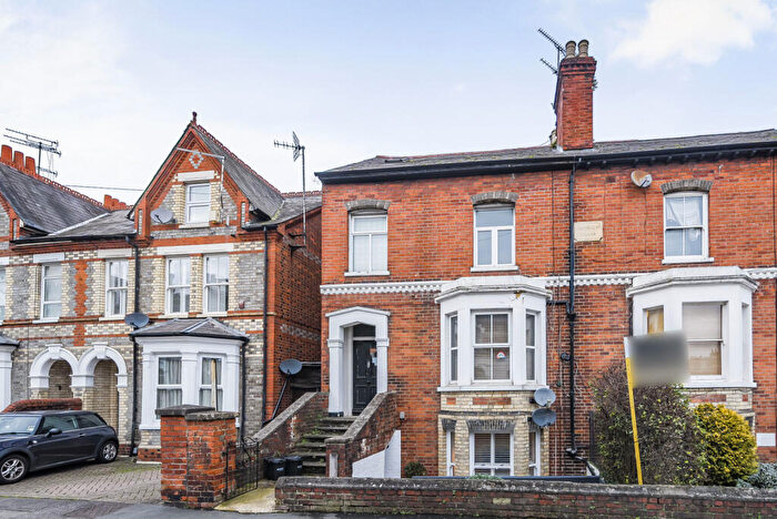 1 Bedroom Apartment To Rent In South Street, Reading, Berkshire, RG1