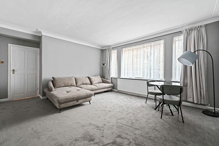 Studio To Rent In Maida Vale, London, W9