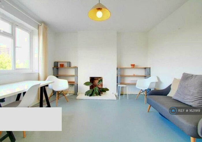 3 Bedroom Flat To Rent In Hemsworth Court, London, N1