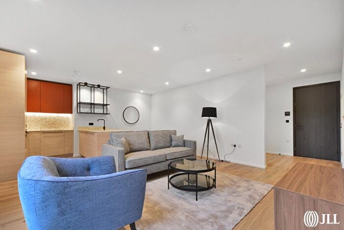 1 Bedroom Flat To Rent In Curlew House, Poplar Riverside, E14