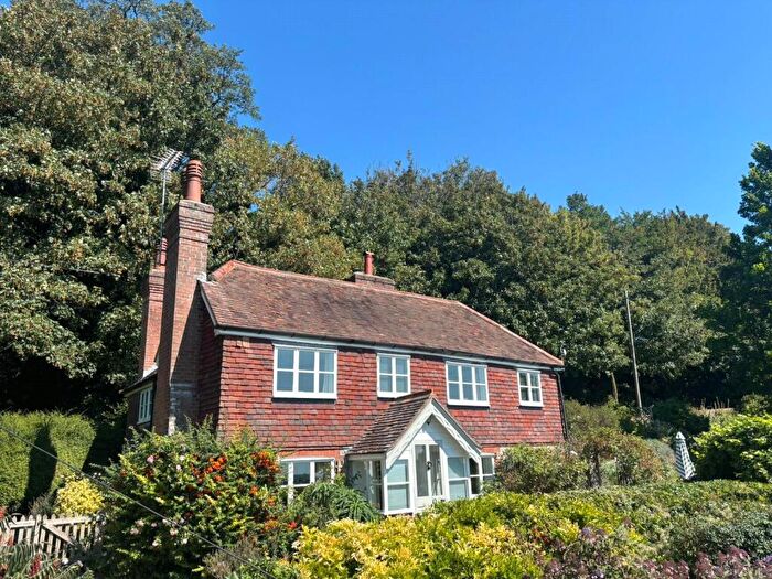 3 Bedroom Detached House For Sale In Wierton Hill, Boughton Monchelsea, Maidstone, Kent, ME17