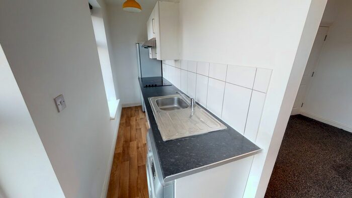 Studio To Rent In Flat 4, Paternoster Lane, Great Horton BD7