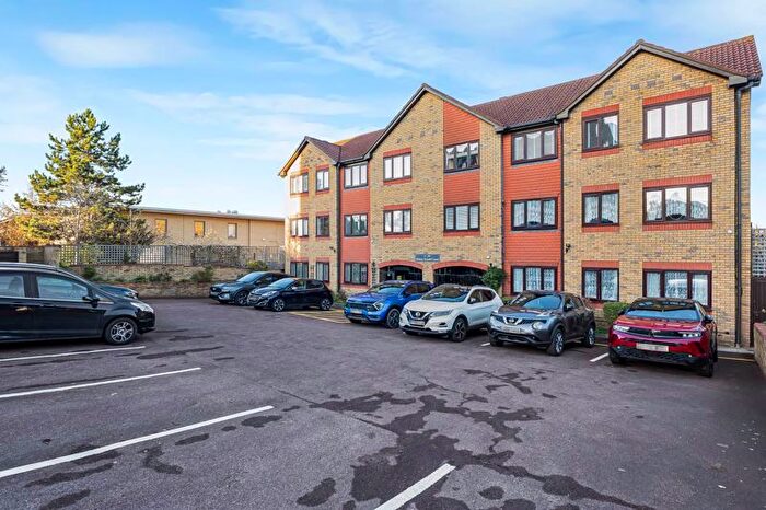 2 Bedroom Property For Sale In Main Road, Sidcup, DA14