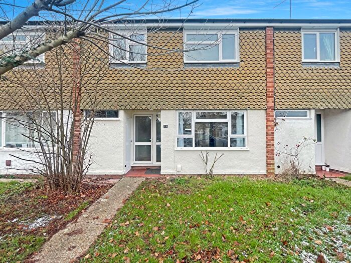 3 Bedroom Terraced House To Rent In Lexington Close, Cambridge, CB4