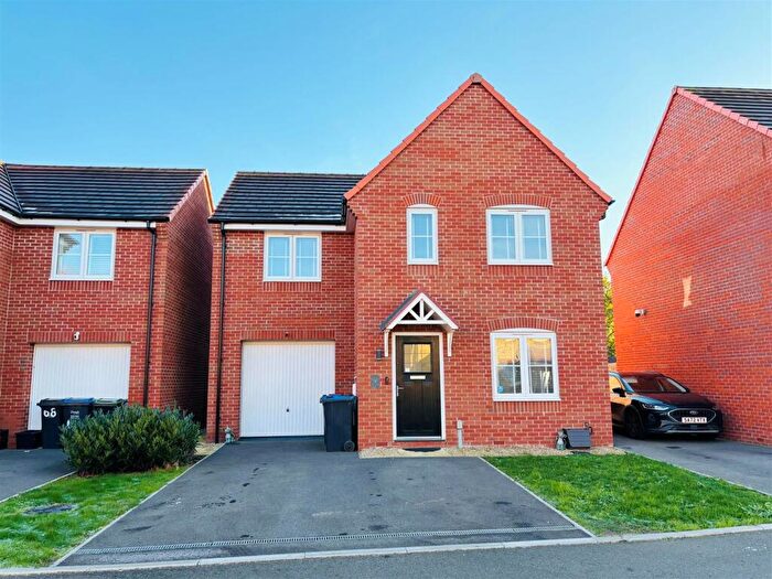 3 Bedroom Detached House For Sale In Tedder Gardens, Bowerhill, Melksham, SN12