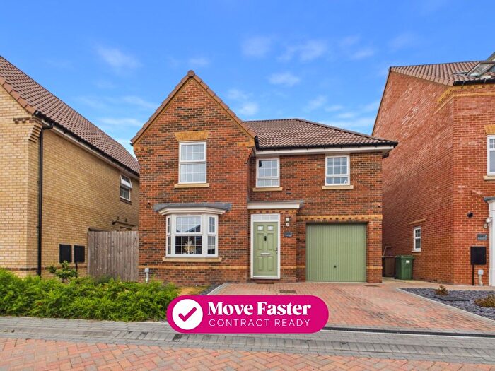 4 Bedroom Detached House For Sale In Whitebeam Lea, Beverley, HU17