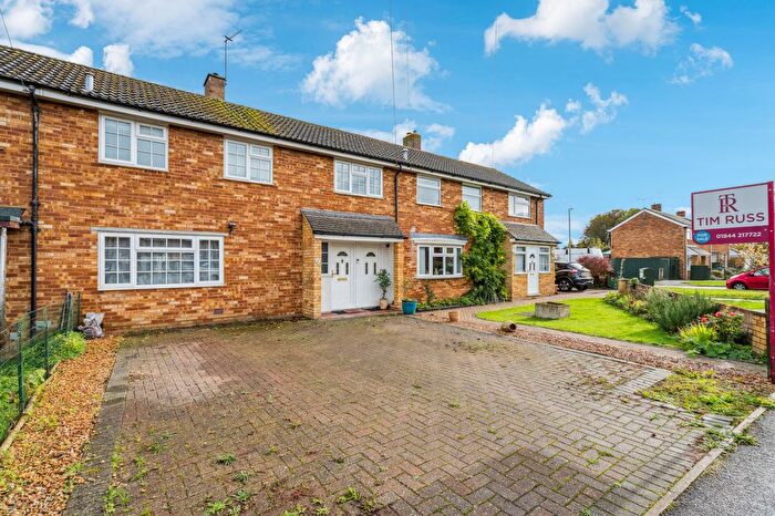 3 Bedroom Terraced House For Sale In Churchway, Haddenham, HP17