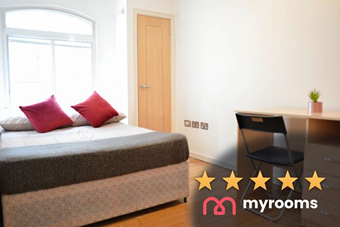 1 Bedroom Property To Rent In Magdalen Street, Flat A, SE1