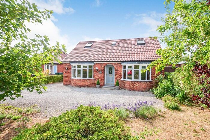 4 Bedroom Detached House For Sale In Sutton Lane, Barmby Moor, York, YO42