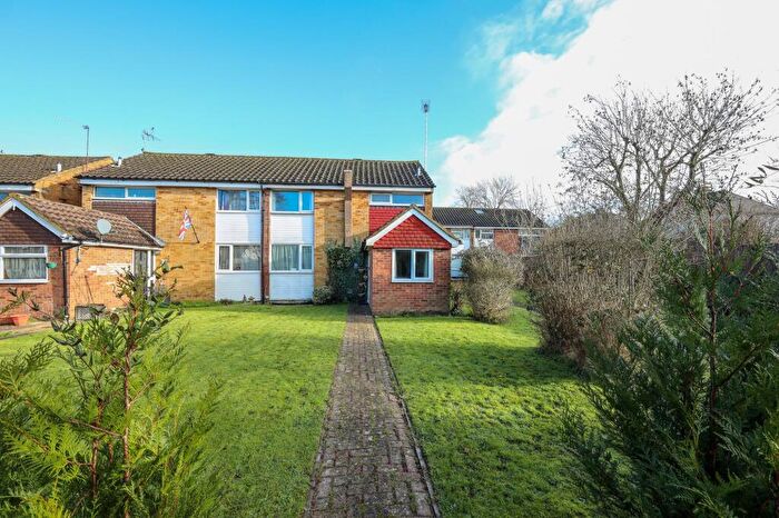 3 Bedroom Semi-Detached House For Sale In The Spinney, Burgess Hill, RH15