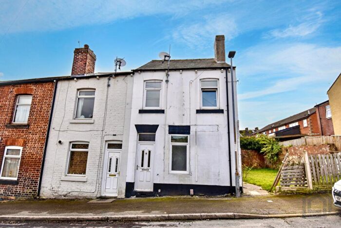 5 Bedroom End Of Terrace House For Sale In Tune Street, Barnsley, S70