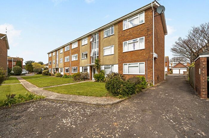 1 Bedroom Flat For Sale In Harley Court, St. Michaels Road, Worthing, West Sussex, BN11