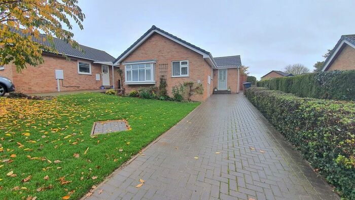 3 Bedroom Detached Bungalow To Rent In Swanmore Road, DE23