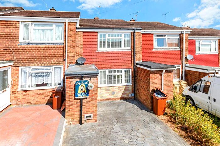 2 Bedroom Terraced House For Sale In St. Albans Road, Rochester, Kent, ME2