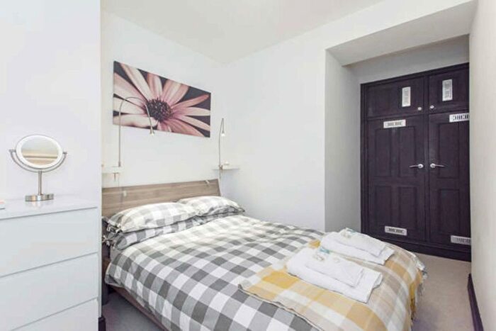 1 Bedroom Flat To Rent In Pembridge Villas, Notting Hill, W11