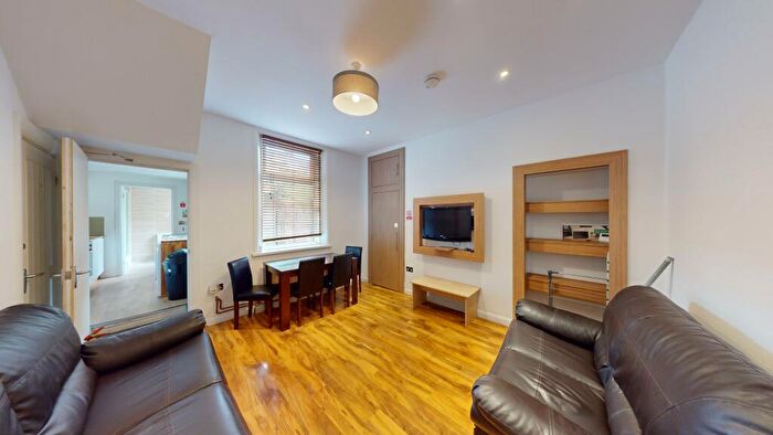 4 Bedroom House To Rent In Croydon Road, Newcastle Upon Tyne, NE4