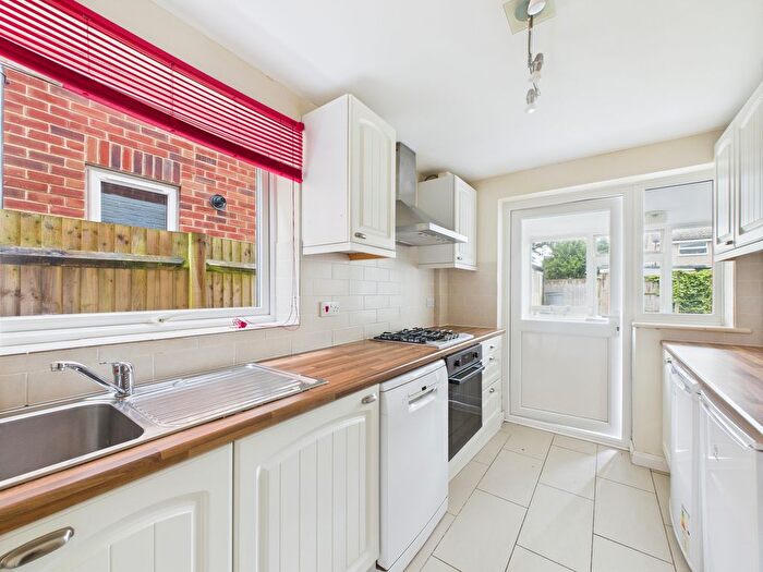 3 Bedroom Terraced House To Rent In Beech Road, Horsham, RH12
