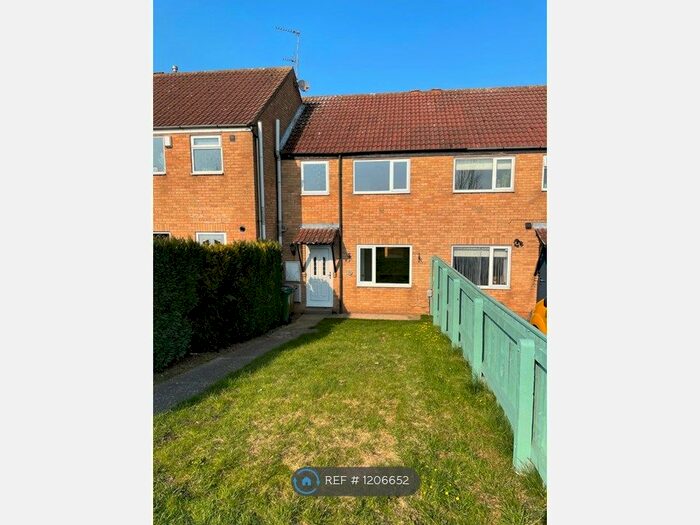 3 Bedroom Terraced House To Rent In King Edward Terrace, Brough, HU15