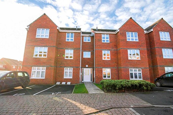 2 Bedroom Flat For Sale In Ashover Road, Kenton, NE3