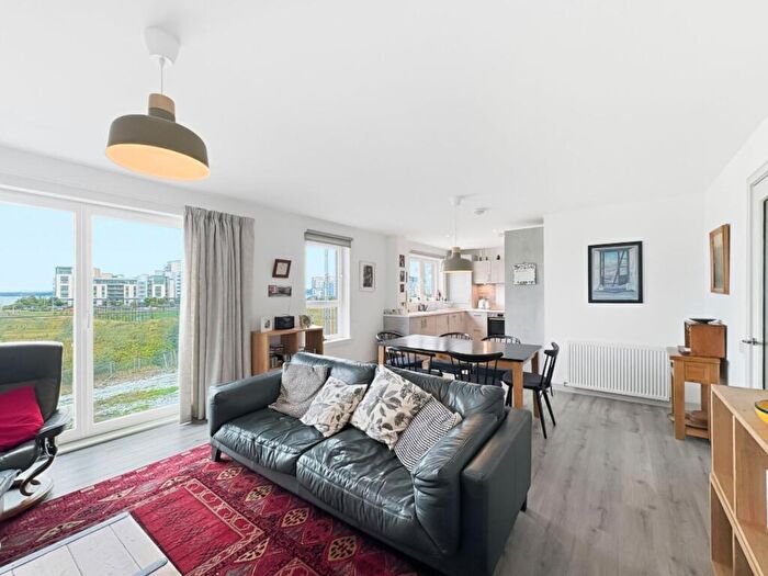 2 Bedroom Flat For Sale In / Sandpiper Drive, Leith, Edinburgh, EH6