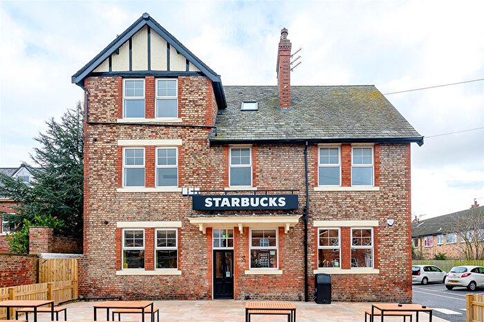 3 Bedroom Flat For Sale In Main Street, Fulford, York, YO10