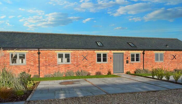 3 Bedroom Barn Conversion For Sale In Plumber Farm, Plumber, Sturminster Newton, DT10
