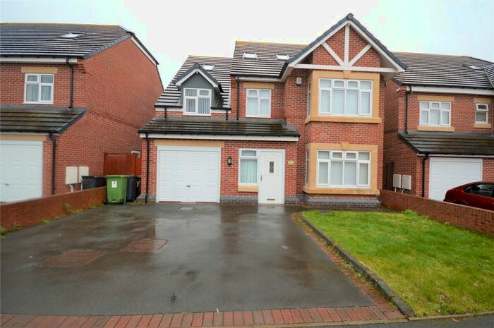 5 Bedroom Detached House To Rent In Stokes Gardens, Wolverhampton, West Midlands, WV6