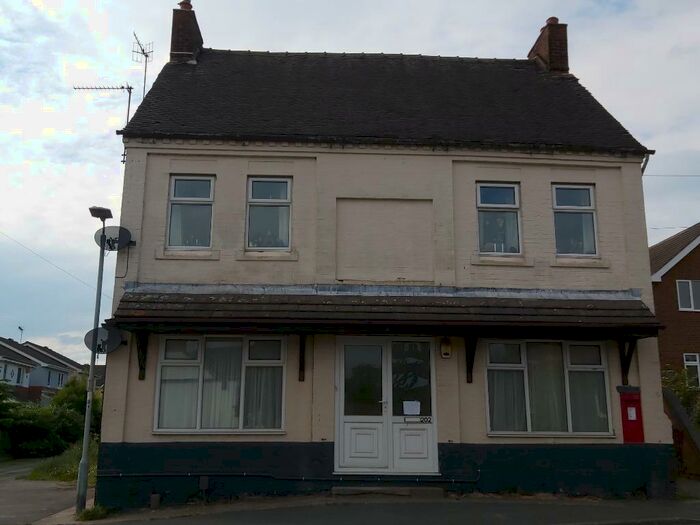 2 Bedroom Flat To Rent In Main Street, Newthorpe, NG16