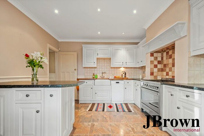 3 Bedroom Semi-Detached House To Rent In Rectory Road, Grays, Essex, RM17