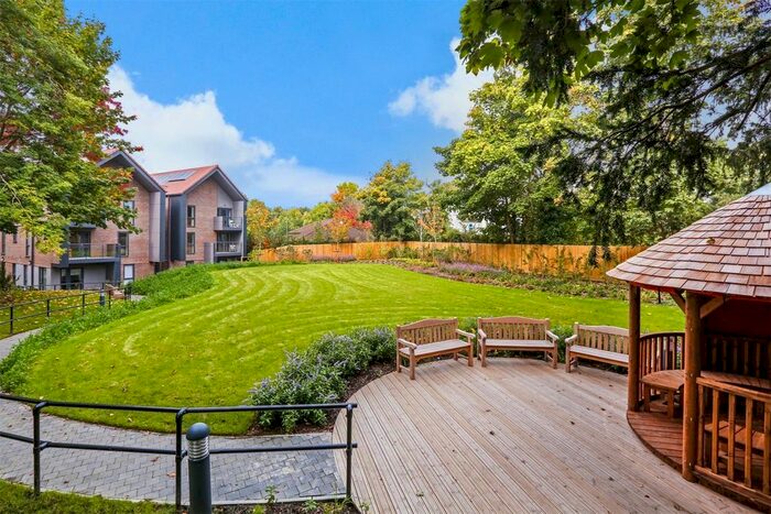 1 Bedroom Flat To Rent In London Road, Guildford, Surrey, GU1