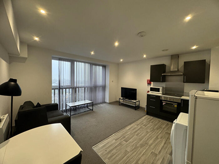 1 Bedroom Apartment To Rent In Flat, Oak Court, Dudley Road, Brierley Hill, West Midlands, DY5