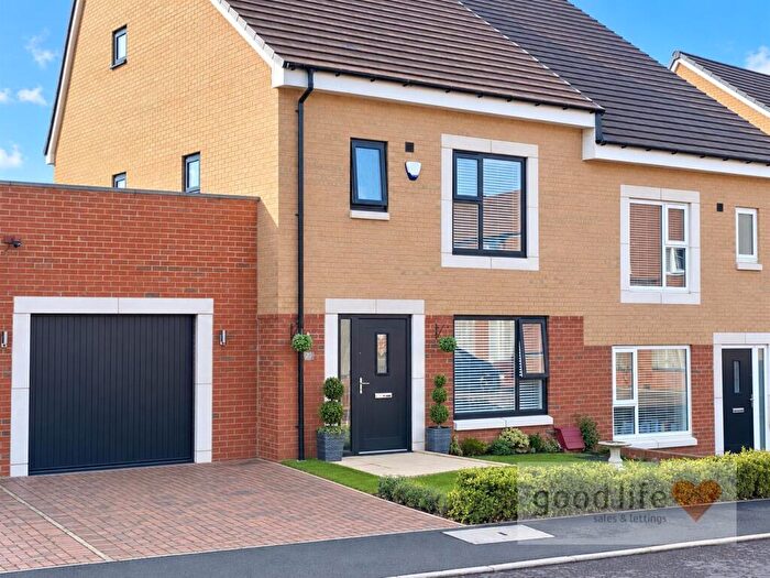 4 Bedroom Semi Detached House For Sale In Blucher Place, Chester Gate, Sunderland, SR4