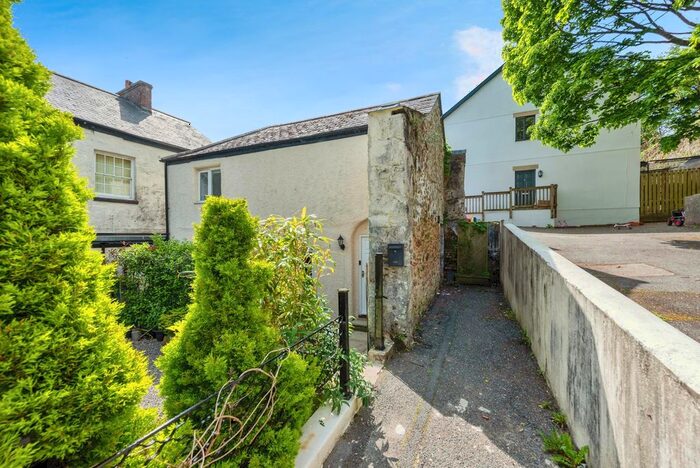 1 Bedroom Cottage For Sale In Church Street, St. Blazey, Par, Cornwall, PL24