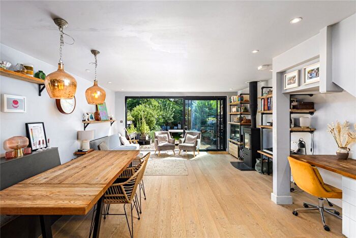 4 Bedroom Terraced House For Sale In Duke Street, Oxford, Oxfordshire, OX2