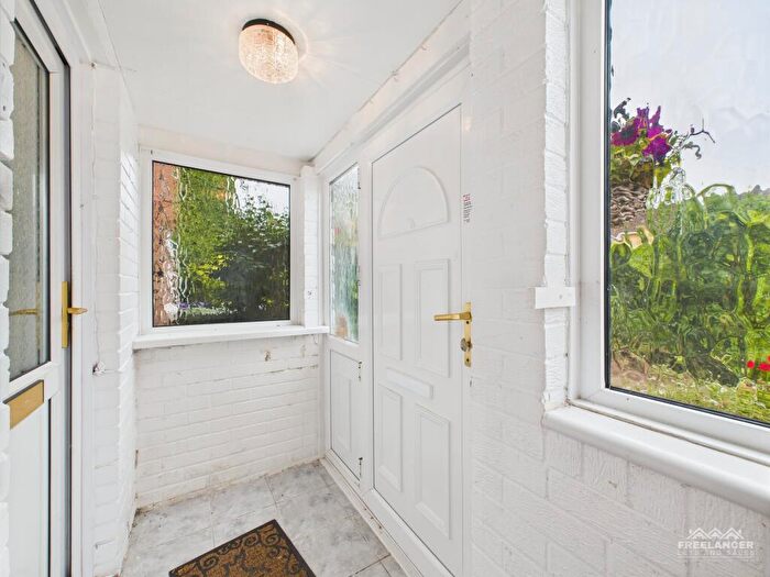 3 Bedroom Terraced House For Sale In Court Farm Road, Llantarnam, Cwmbran, NP44